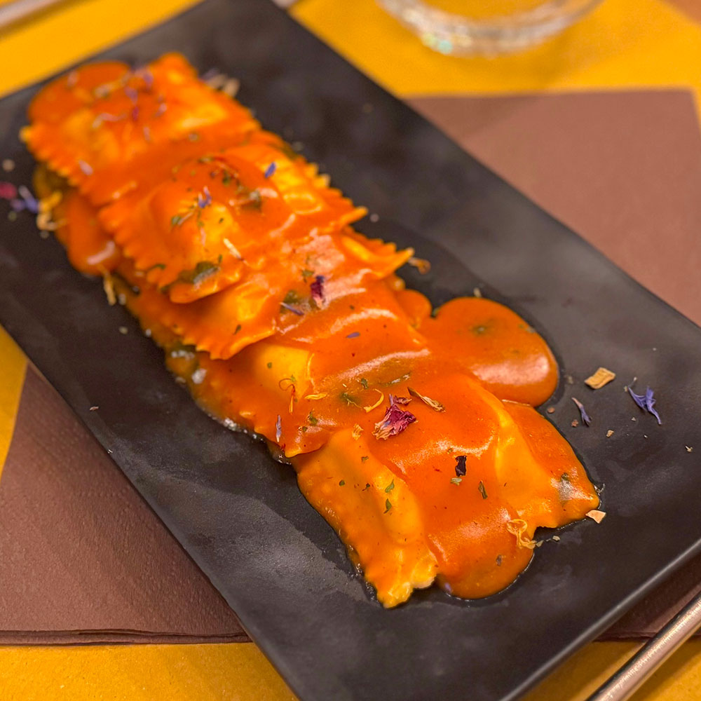 Ristorante_Palermo_Centro_Enosteria_Sicula_Dettaglio_Ravioli_Freschi_Artigianali_Piatto